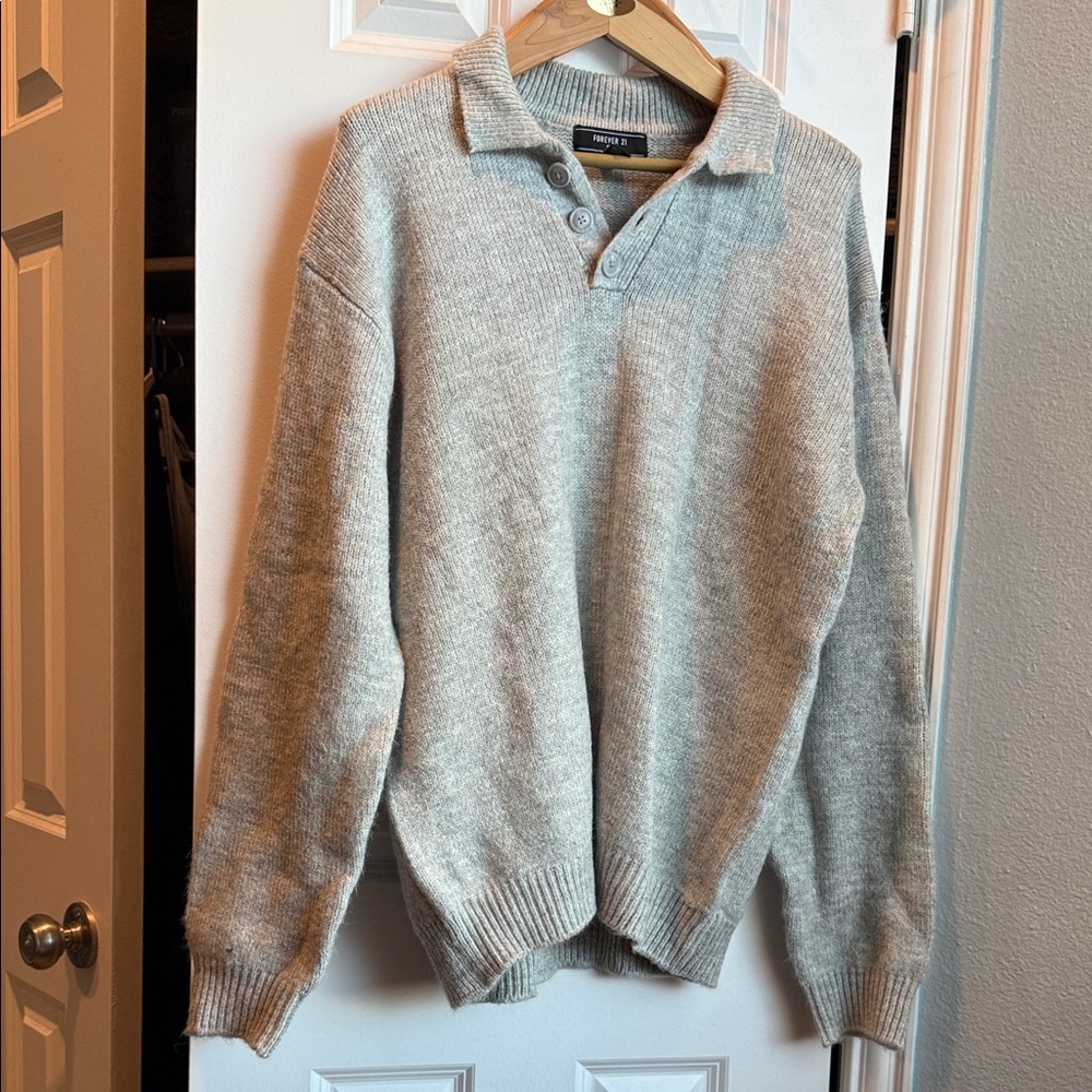 Forever 21 Men's Heather Gray Sweater